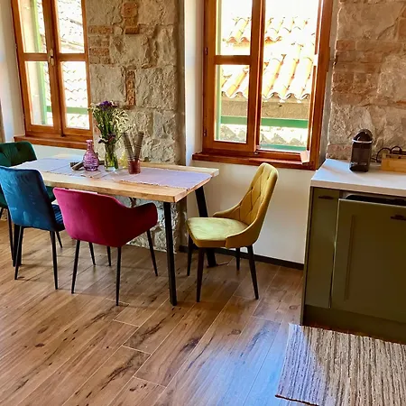 Centar Diocletian's Palace Апартаменты Сплит